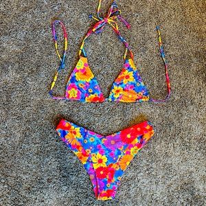 Brand New Kulani Kinis Bikini in Sapphire Sun!